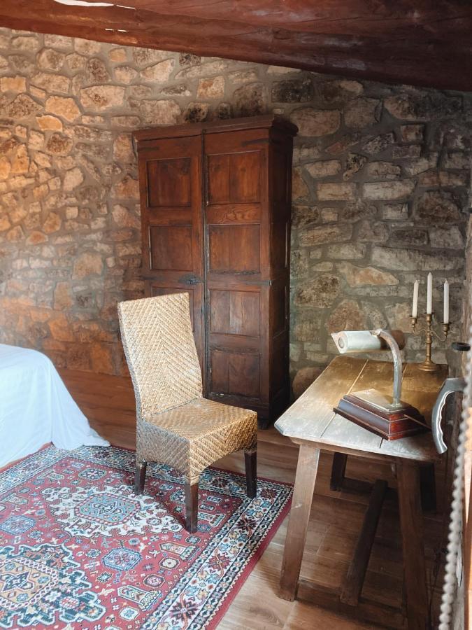 Masiadenjust Rojals Εξωτερικό φωτογραφία